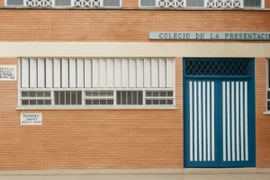 Render del colegio La presentación ubicado cerca al Condominio AWA